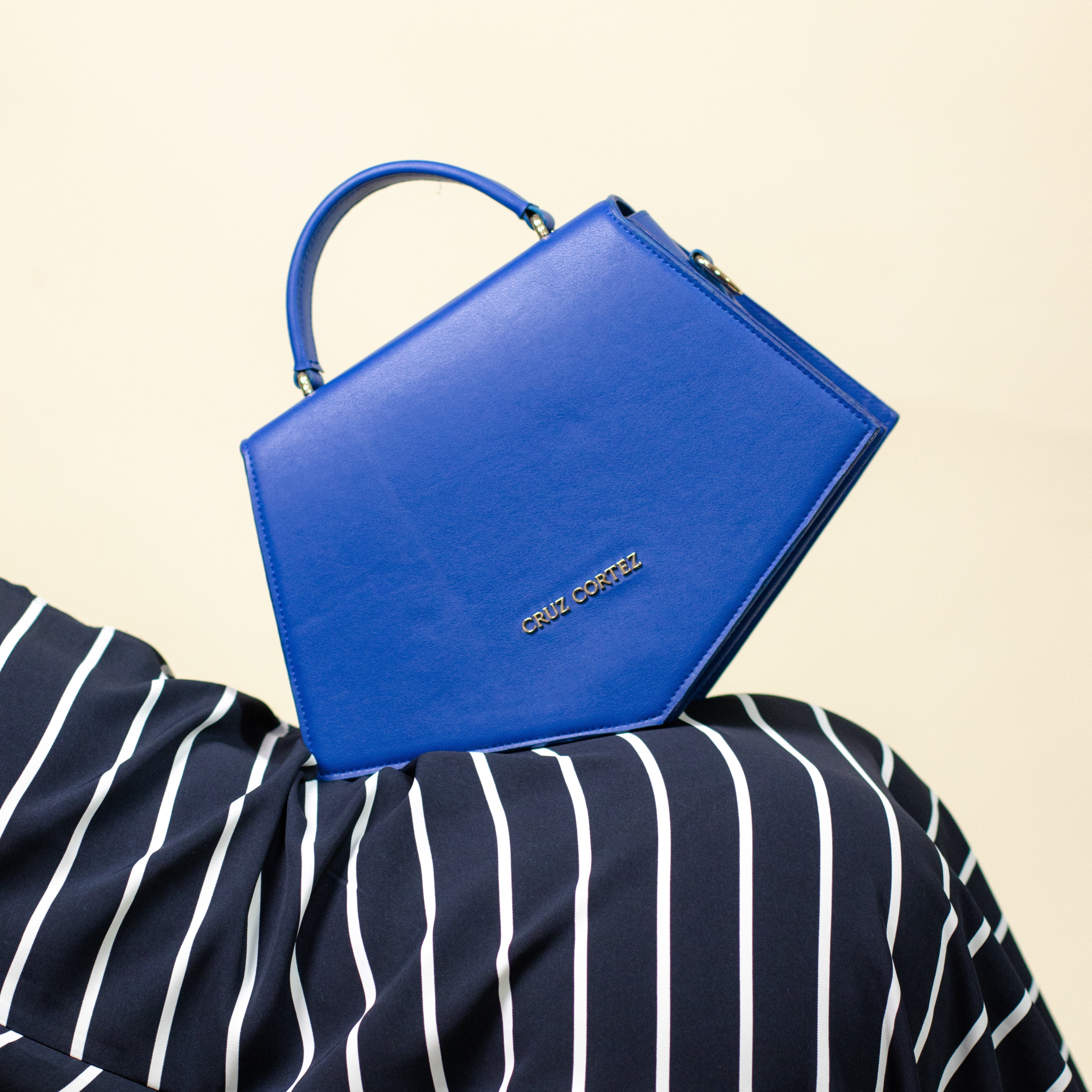 Bolso Geometriqué Classic Blue - CruzCortez